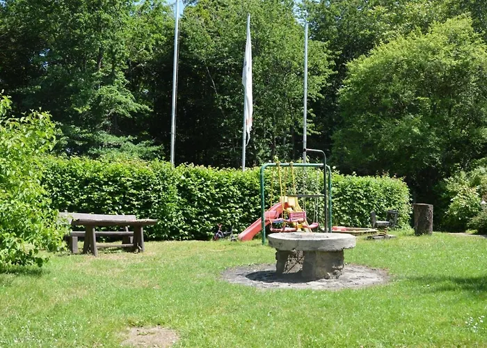 公寓 Haus Waldfrieden Og 塔尔方